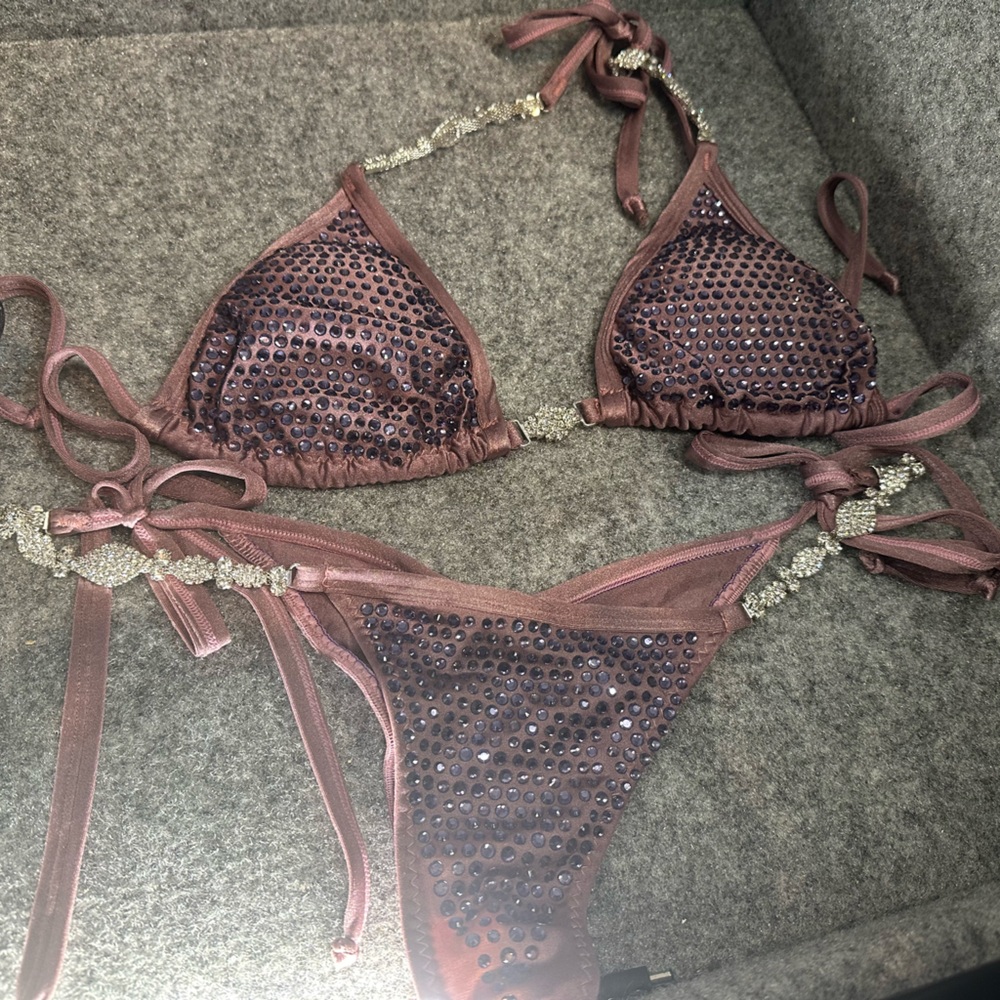 Ravish Sands Bikini Posing Suit